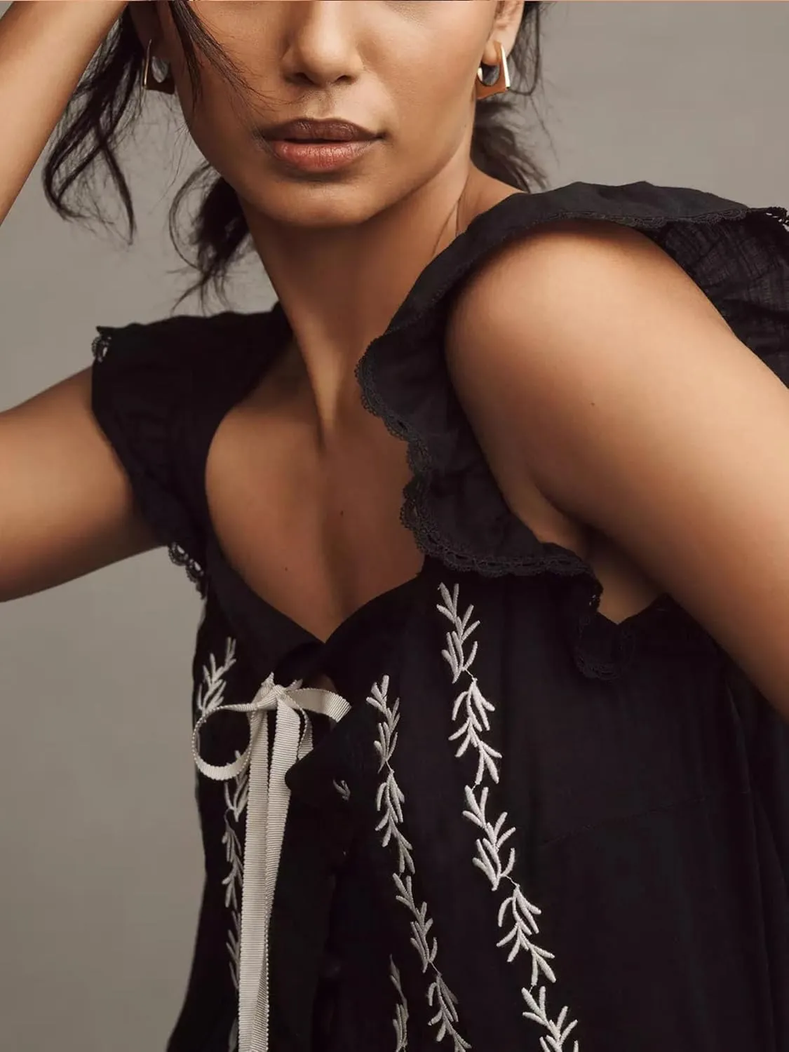 Women Summer Boho Tie Front Lace Trim Tank Tops Y2k Flowy Frilly Chiffon Vest Beach Button Ruffle Eyelet Tank Tops